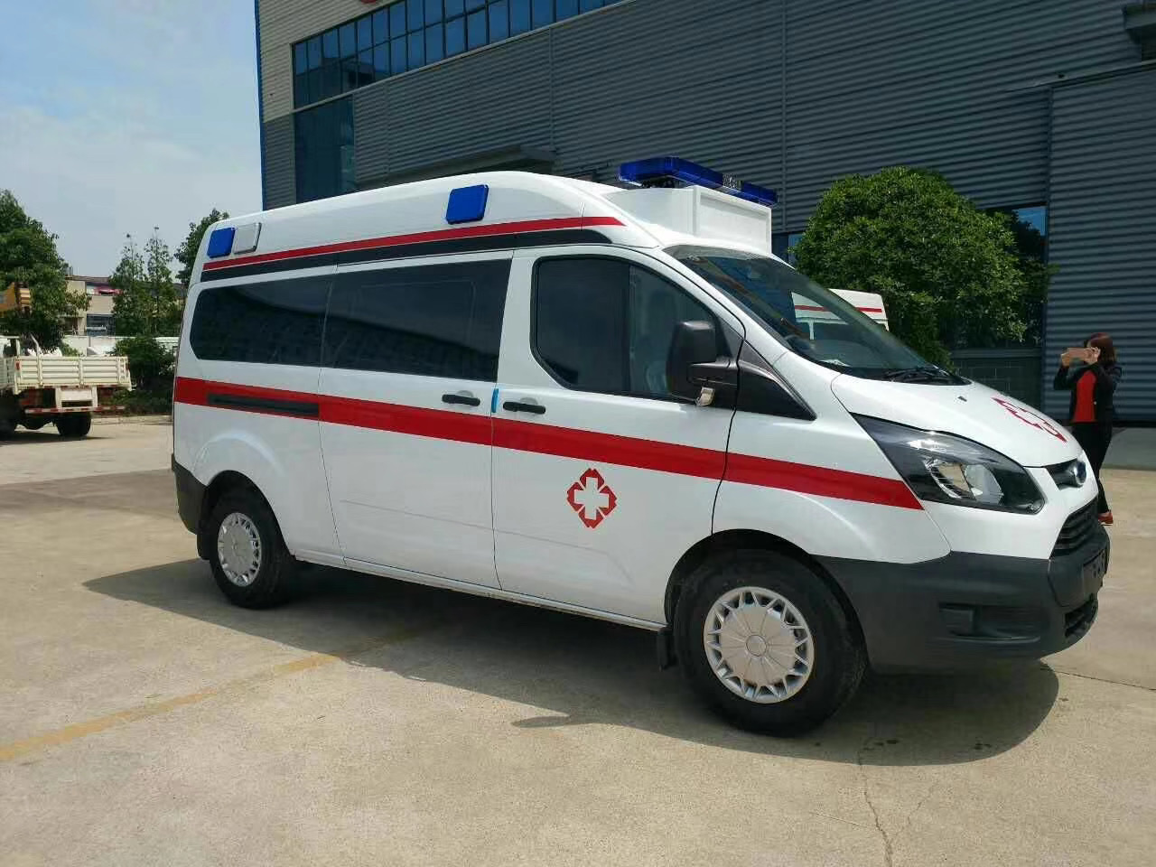 蓬安县救护车护送